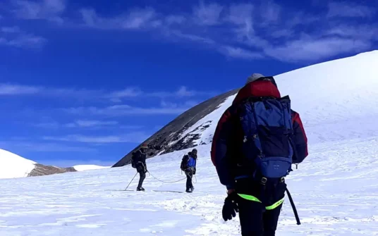 Saribung Peak Climbing