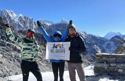 EBC Gokyo Chola Pass Trek 15 Days
