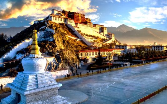 Mount Kailash Tour from Nepal