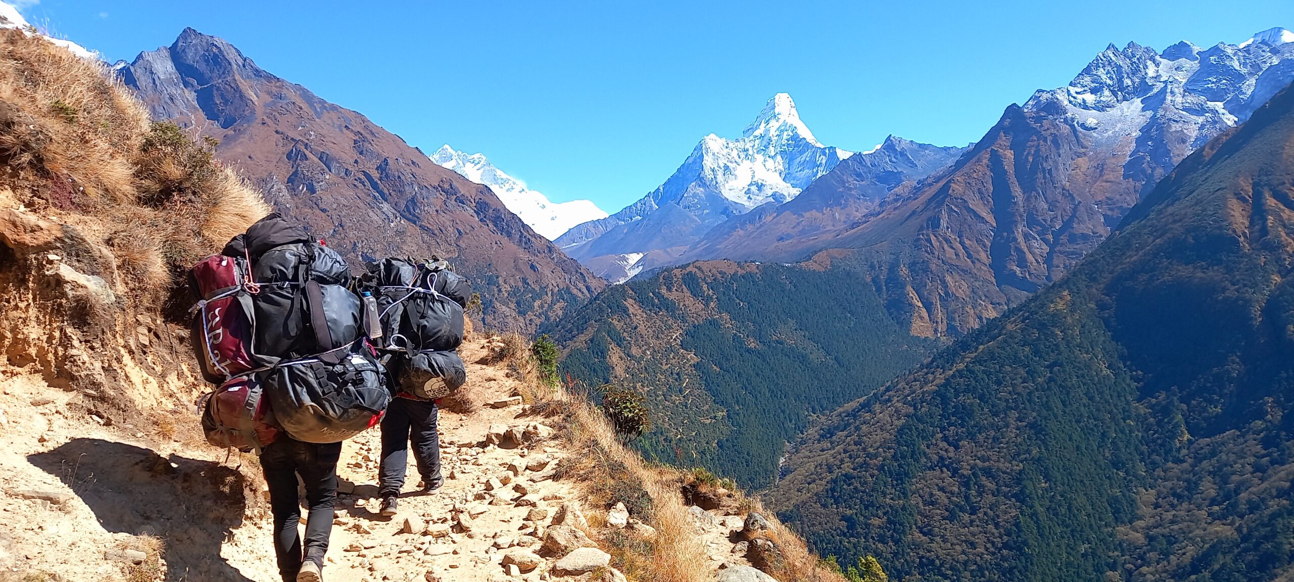 Lobuche Peak Climbing Via EBC Trek 17 Days