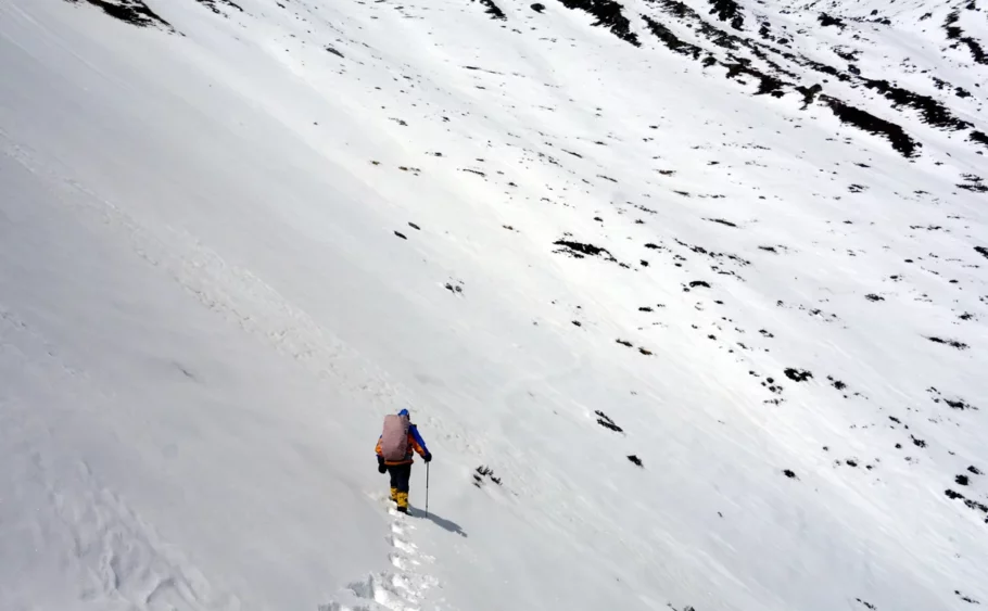 Best season to climb yala peak