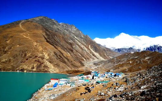 Gokyo Lakes via Everest Base Camp Trek