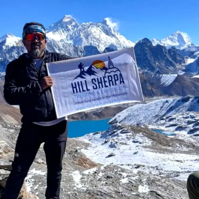 Gokyo Lakes and Renjo La pass trek
