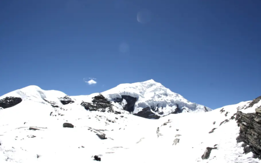 Chulu West Peak Climbing 14 Days