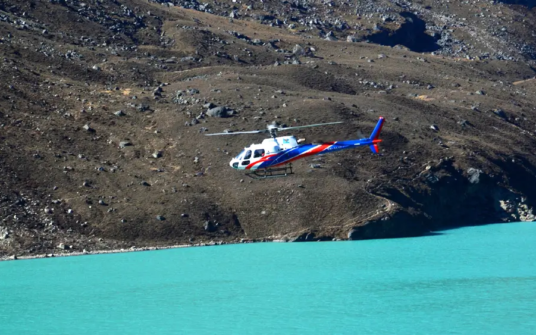 Gokyo Lake Trek with Helicopter Return