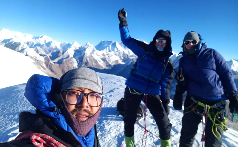 Mera Peak Climbing cost