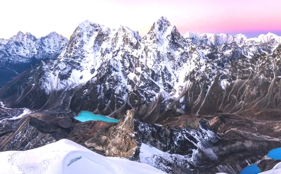 Lobuche Peak Expedition