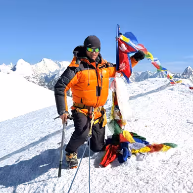 experience climbing sherpa gudi of hill sherpa